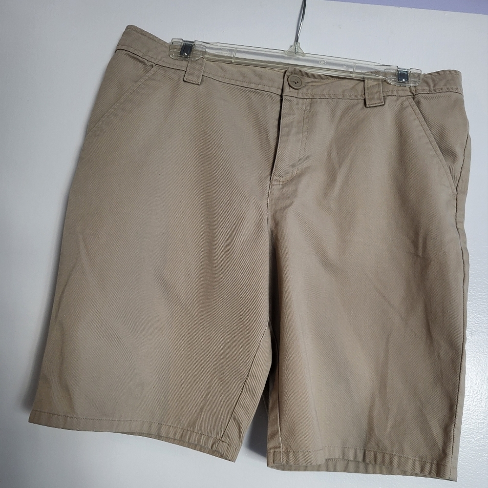 Women's Khaki shorts 16